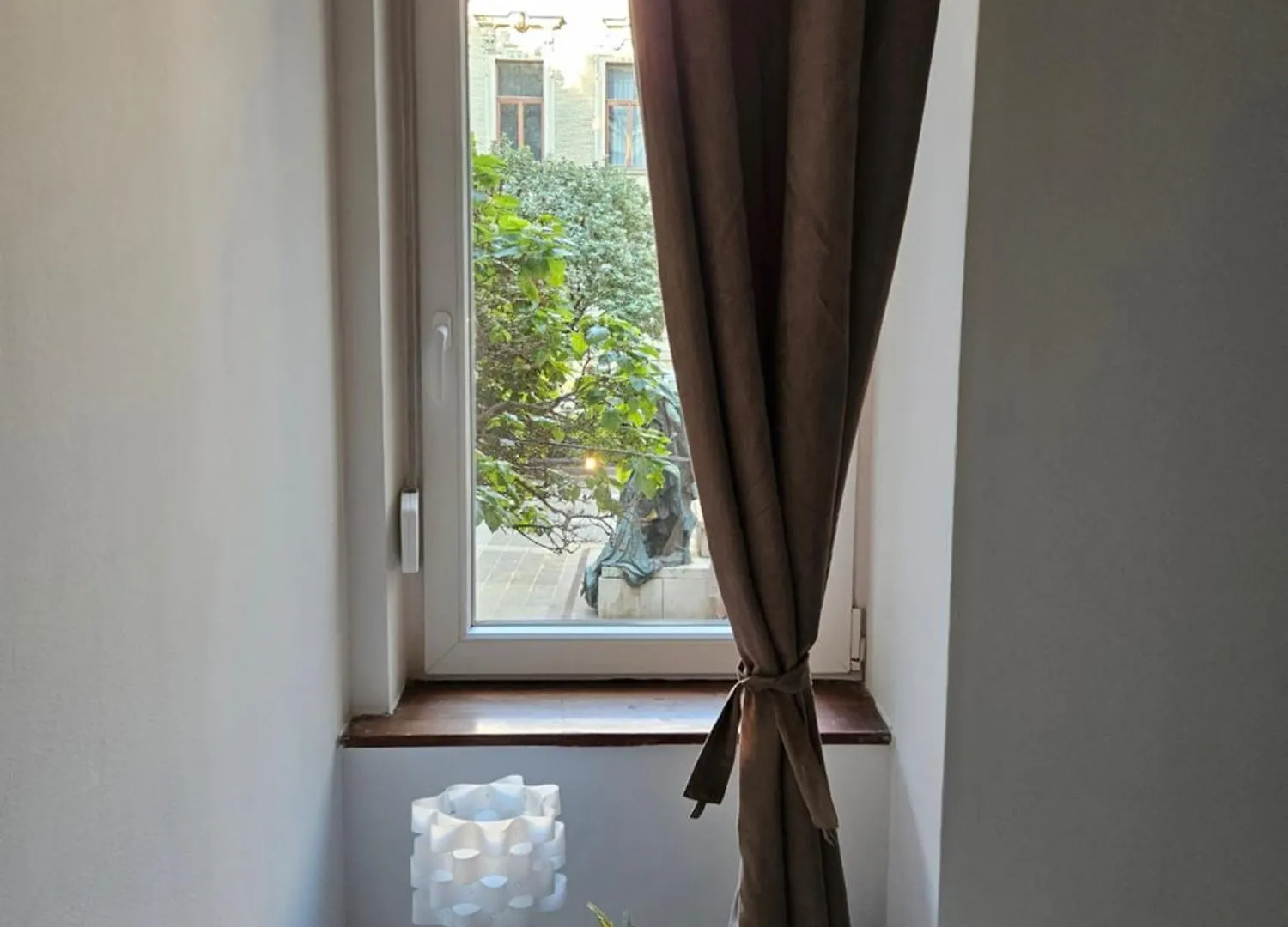 Urban Nomad Rooms And Hostel