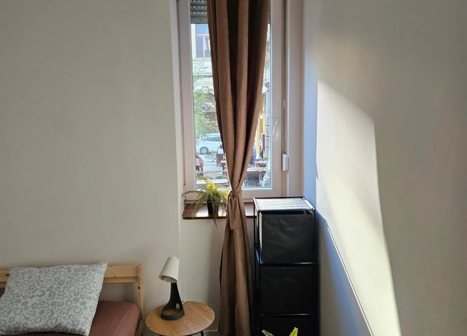 Urban Nomad Rooms And Hostel