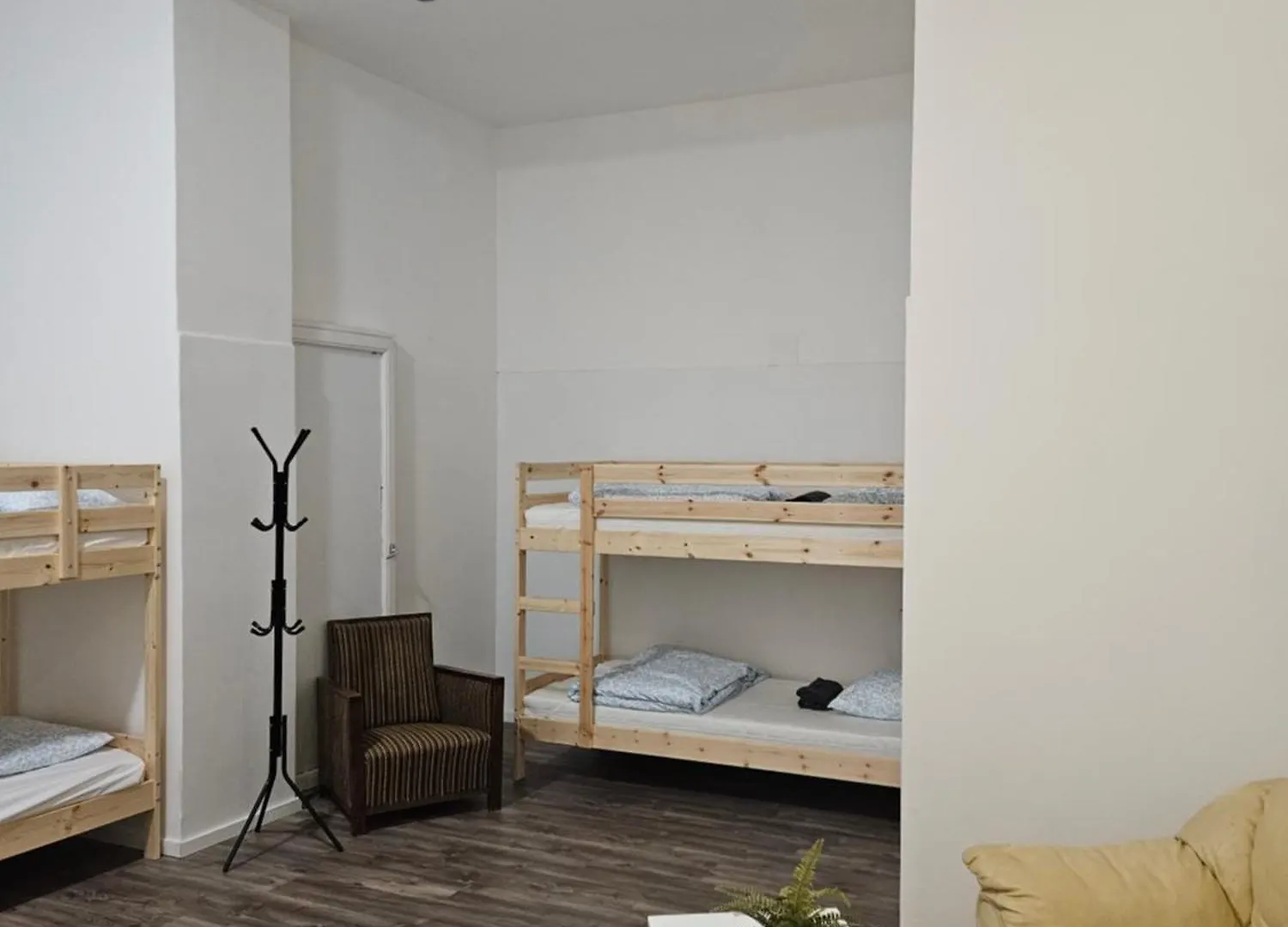 Urban Nomad Rooms And Hostel