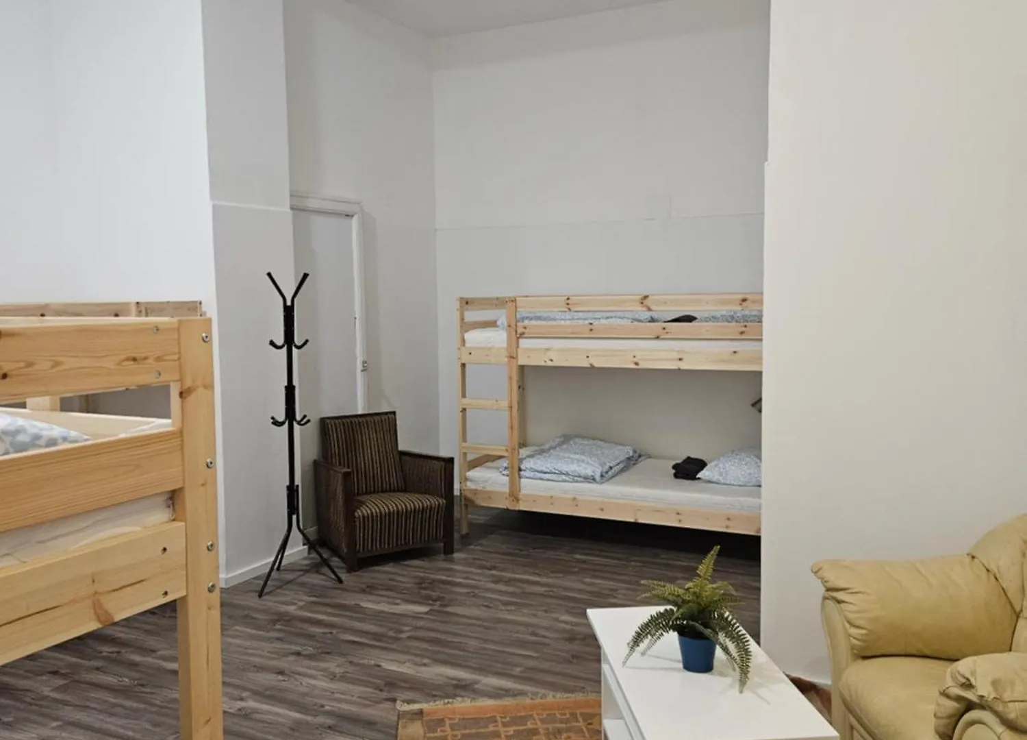 Urban Nomad Rooms And Hostel Ungarn